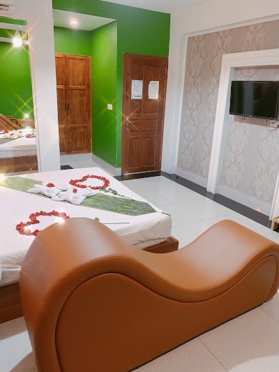 ផ្ទះសំណាក់ ស្រែ នាង