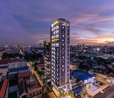 Amana Hotel & Residences