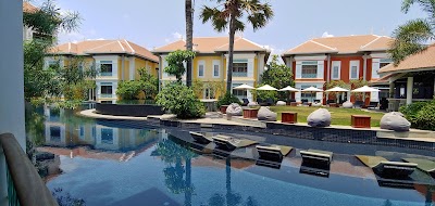 The Royal Family Suites