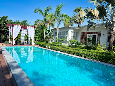 Fresh House Resort