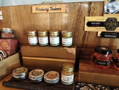 BaZaar Café & Healing Space