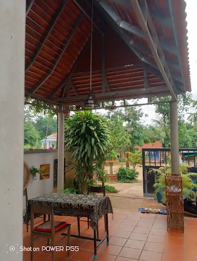 SALIK & KAREN HOMESTAY