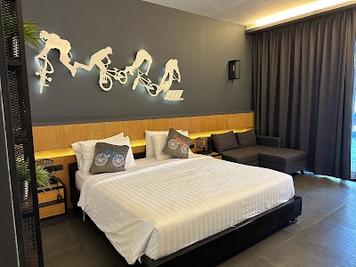 The VELO'S Hotel & BMX Pumptrack