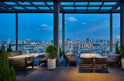 HighGround Sky Bar TK