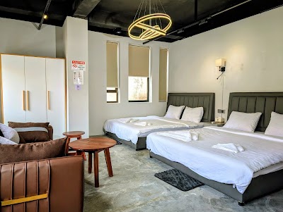 Central Stay