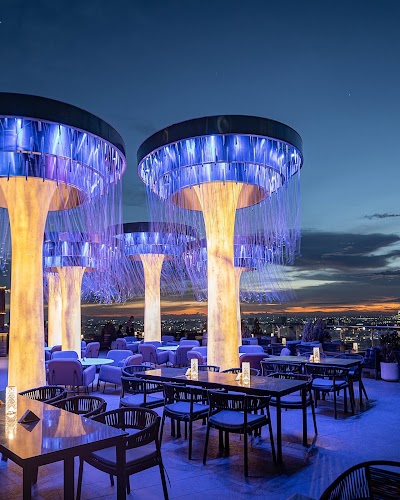 HighGround Sky Bar TK