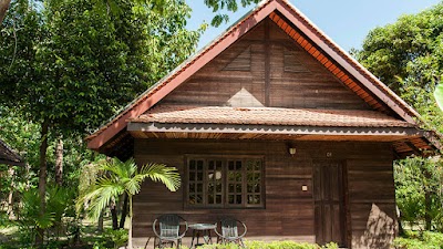 Palm Village Resort & Spa