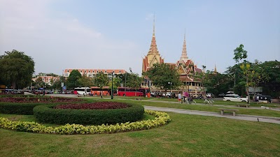 Wat Botum Park