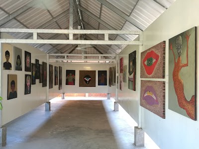 Romcheik 5 Artspace & Café