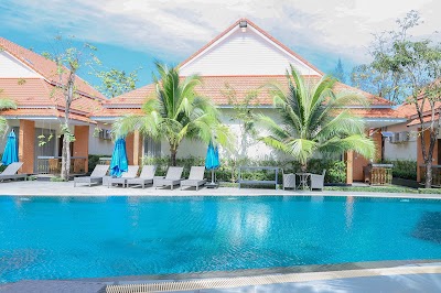 Sea Breeze Hotel & Villa
