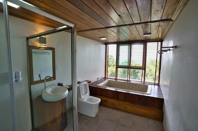 Hilltop Observatory & Resorts