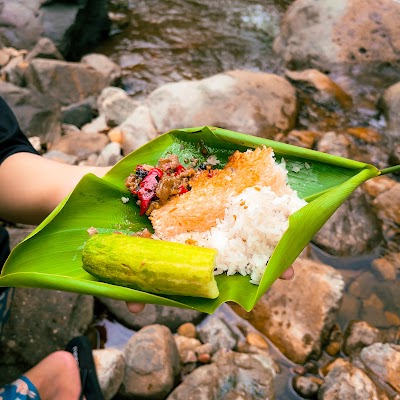 សួនកសិទេសចរណ៍ខ្នងផ្សារ_Resort_Camping