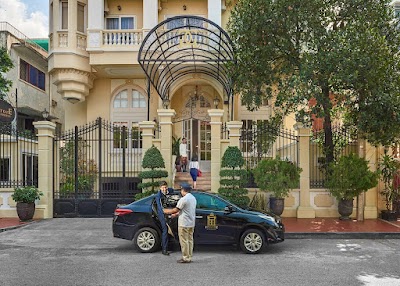 Palace Gate Hotel & Residence by EHM