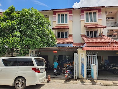 D32 Homestay