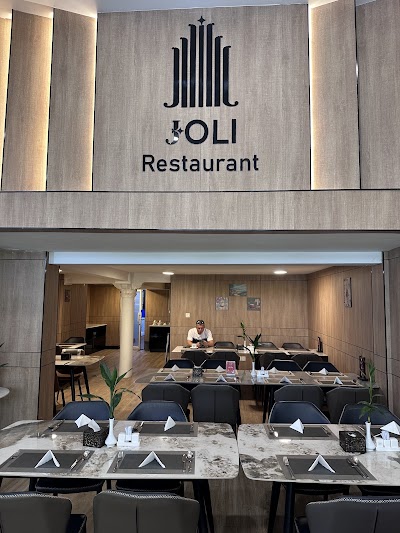 Joli Hotel & Restaurant