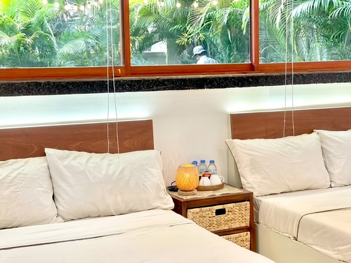 Deluxe Quad room