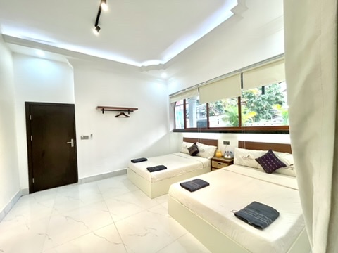 Deluxe Quad room