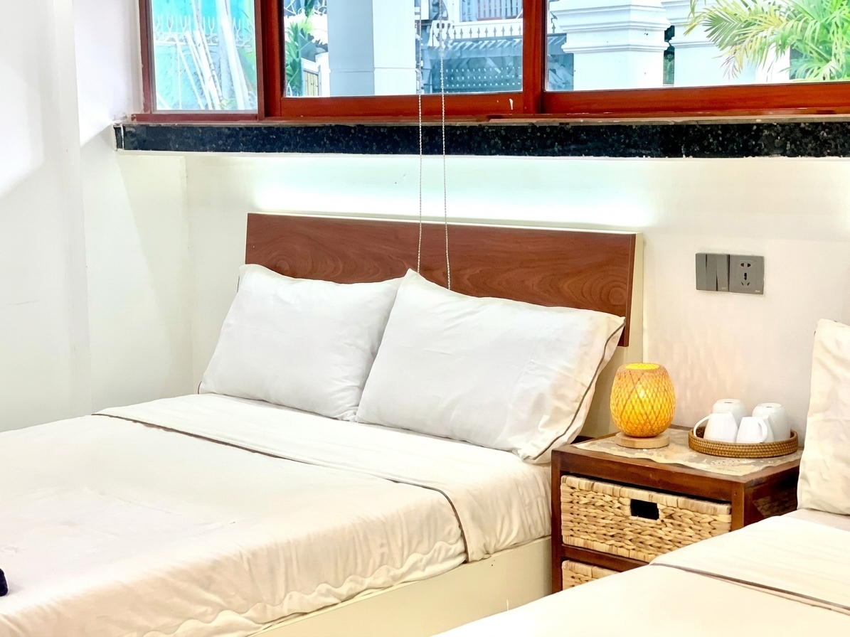 Deluxe Quad room