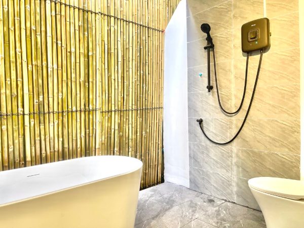 Deluxe Double room with Bathtub